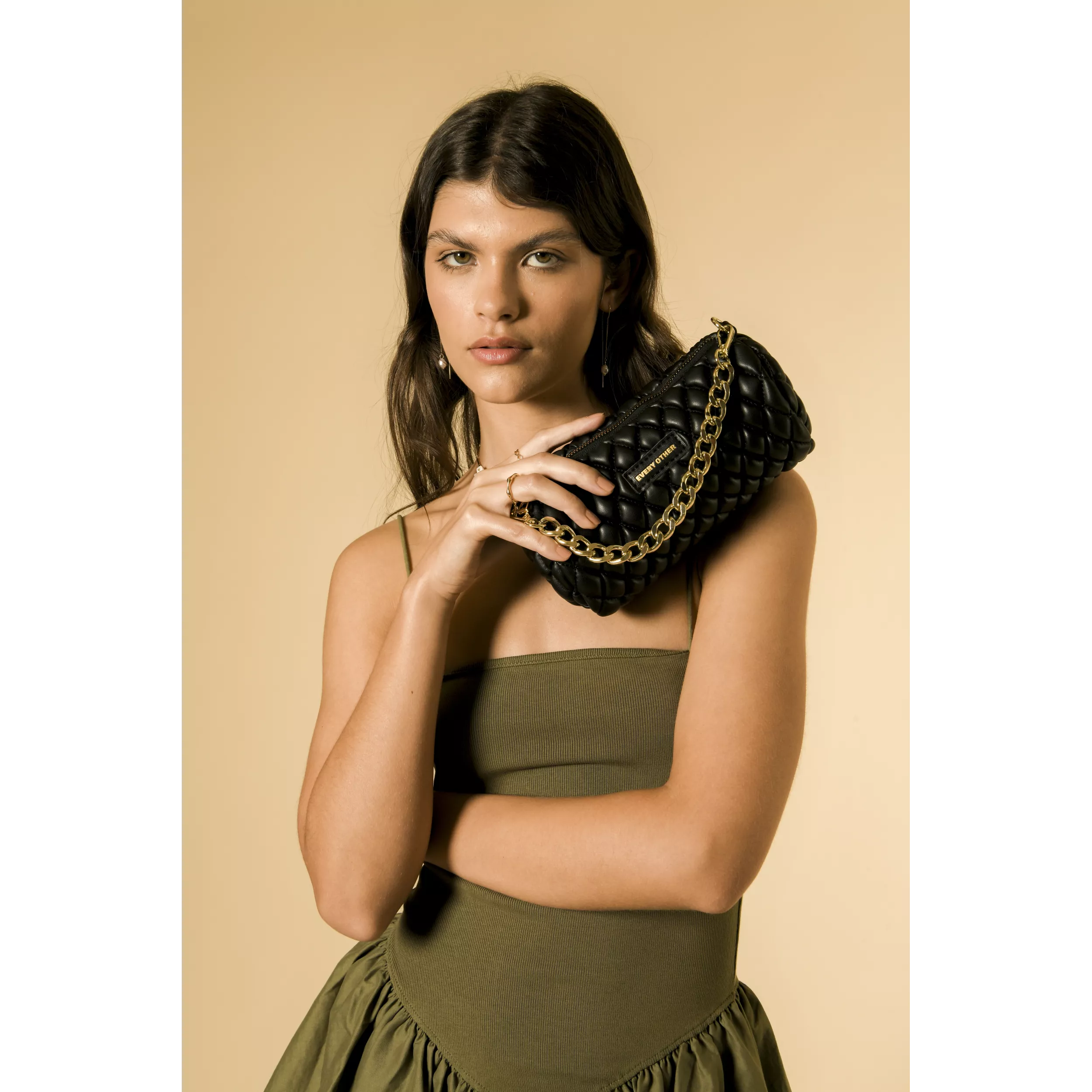 model-(12063-black-front)-3