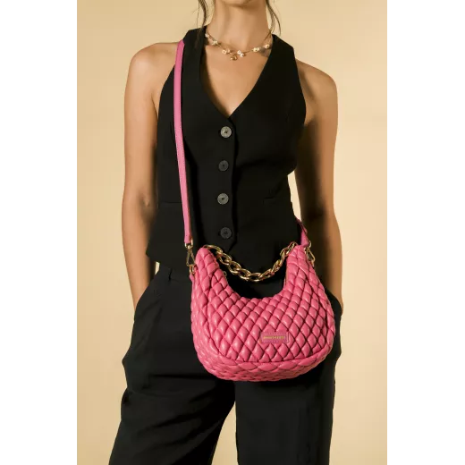 12061-black-front Model