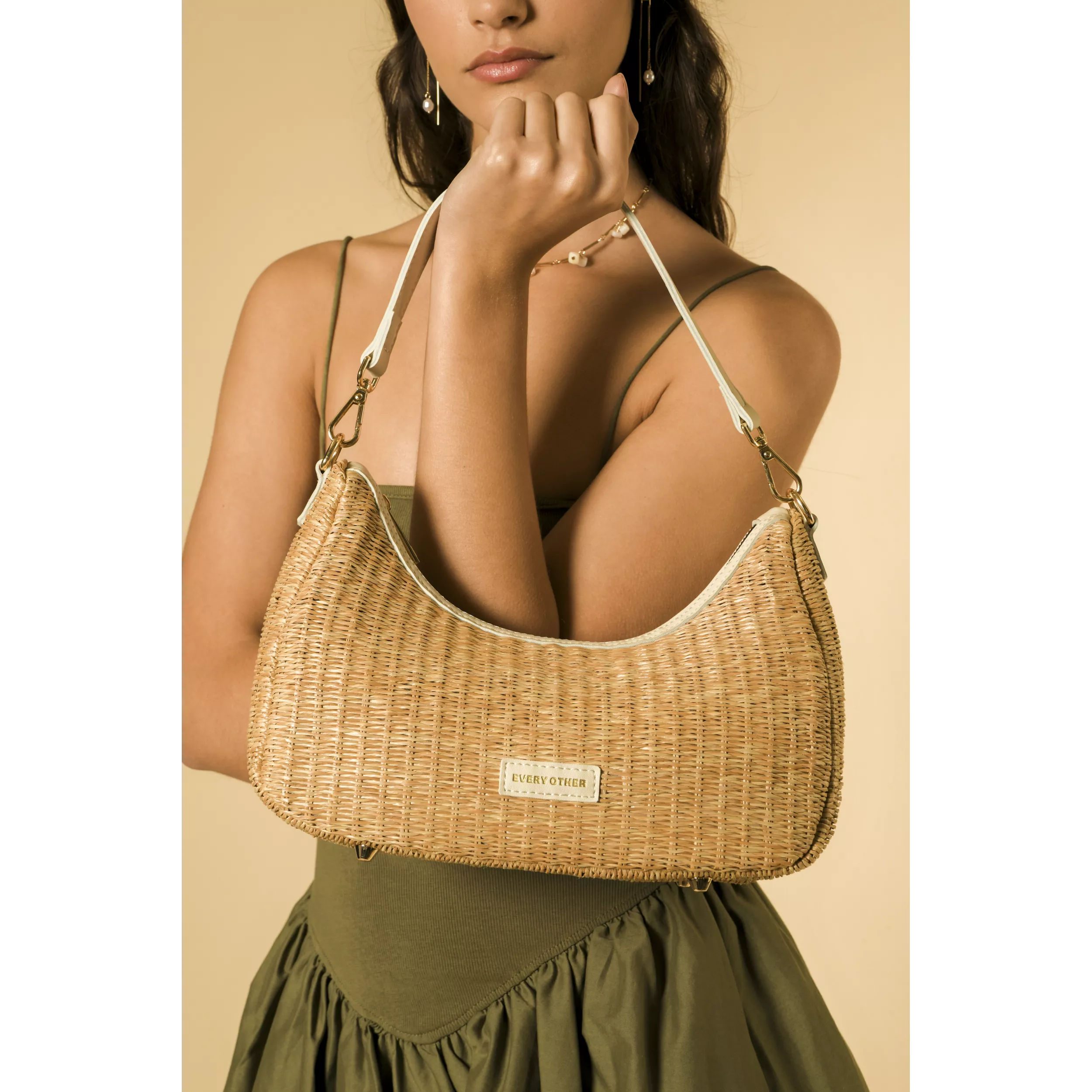 model-(12046-white-front)-3