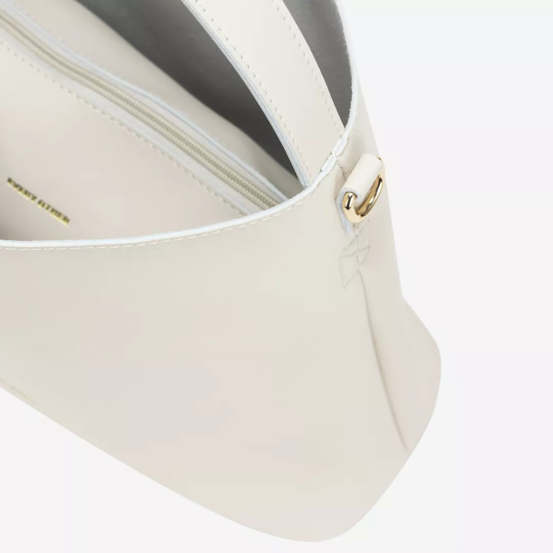 12053-cream-inside