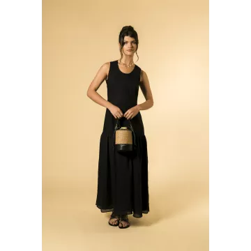 model-(12050-black-front)-1