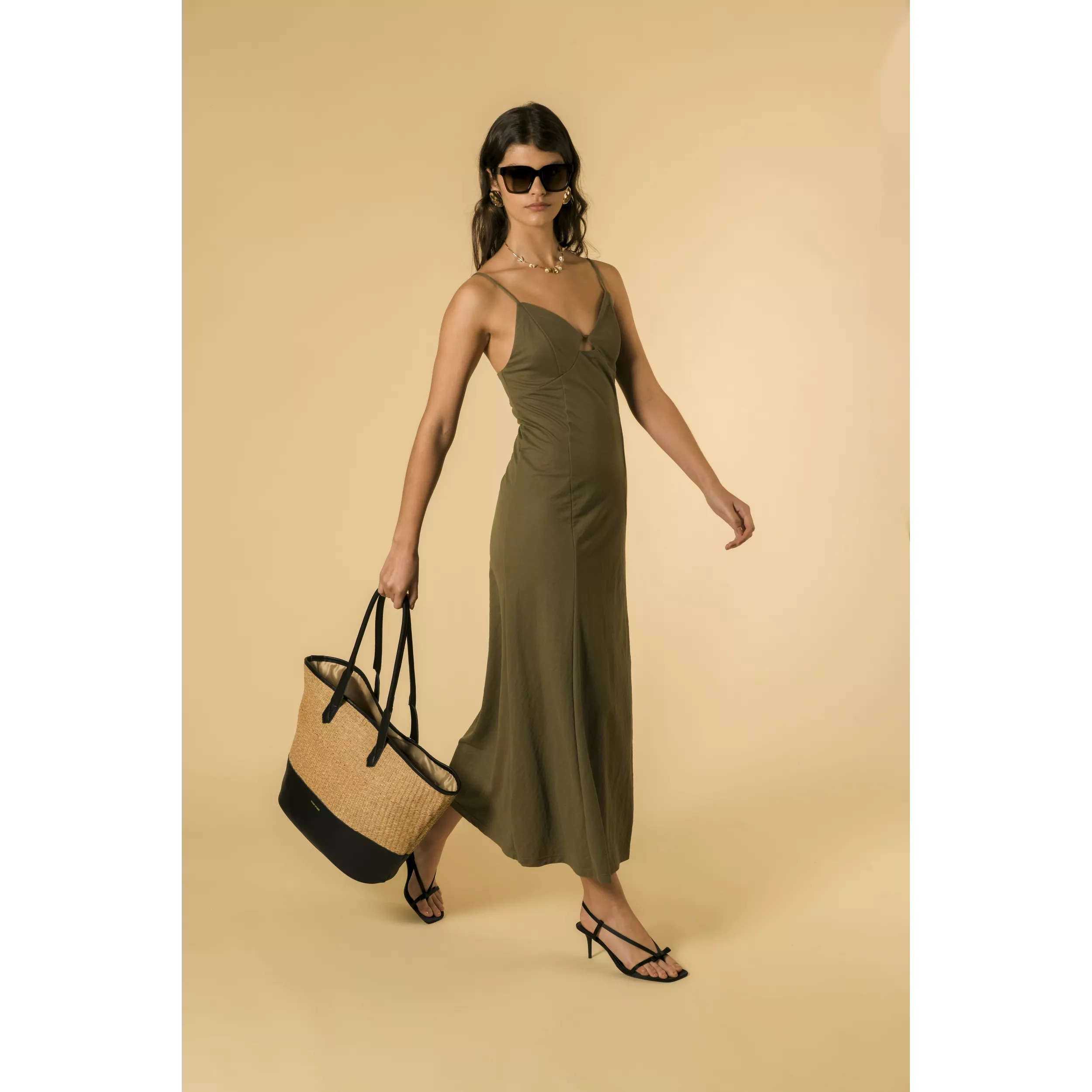 model-(12049-black-side)-1