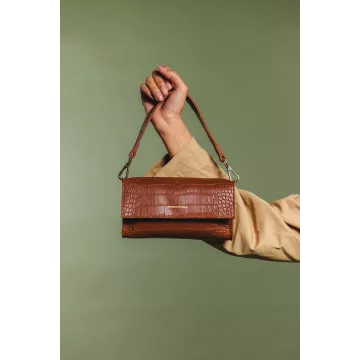 model-(12079-tan-front)-3