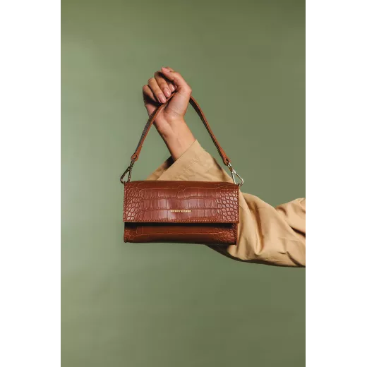 12079-tan-front Model