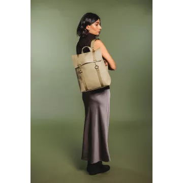 model-(12086-softgreen-front)-1