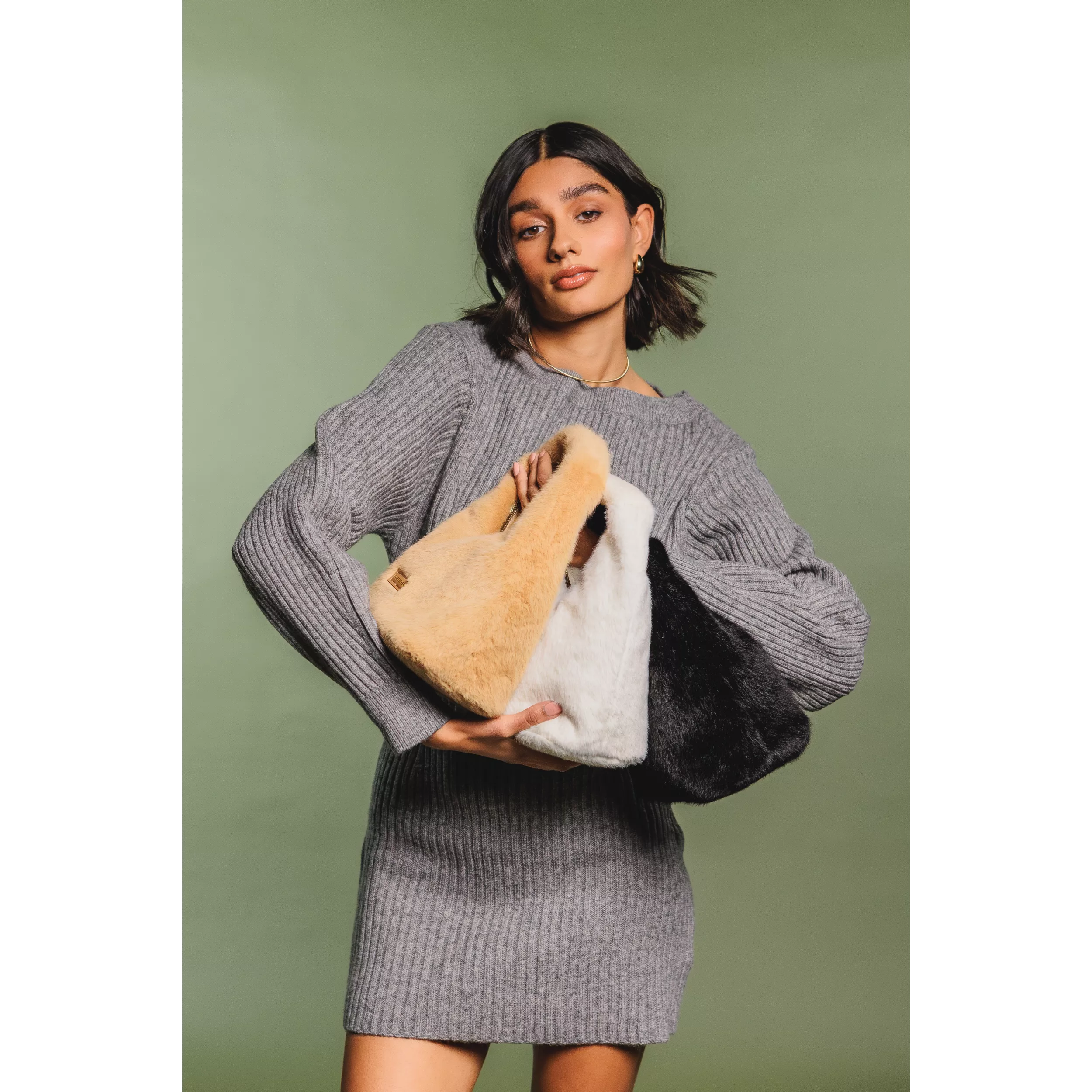 model-(12080-tan-side)-(12080-offwhite-side)-(12080-black-side)-1