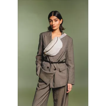 model-(12081-offwhite-front)-2