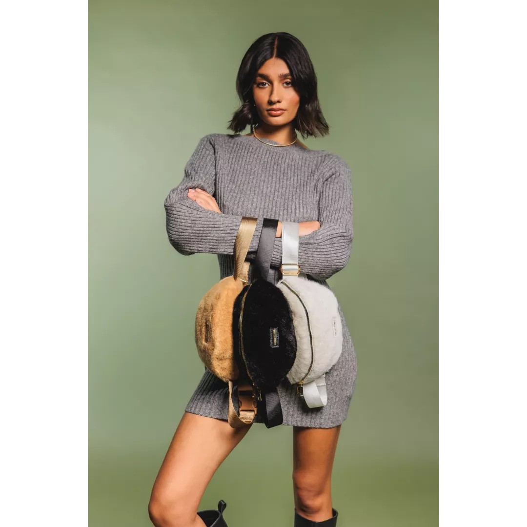 model-(12081-tan-front)-(12081-black-front)-(12081-offwhite-front)-1