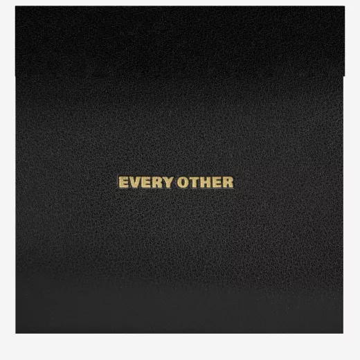 12098-darktaupe-front Model