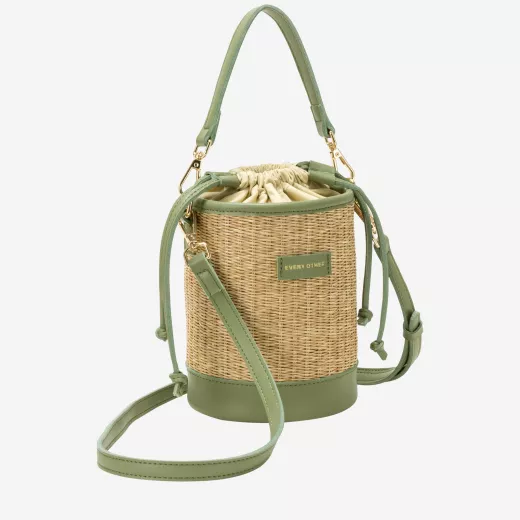 12122-olive-front Model