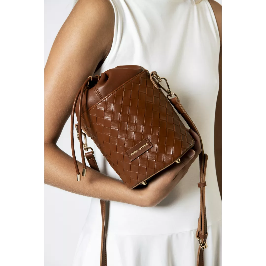 model-(12107-brown-front)