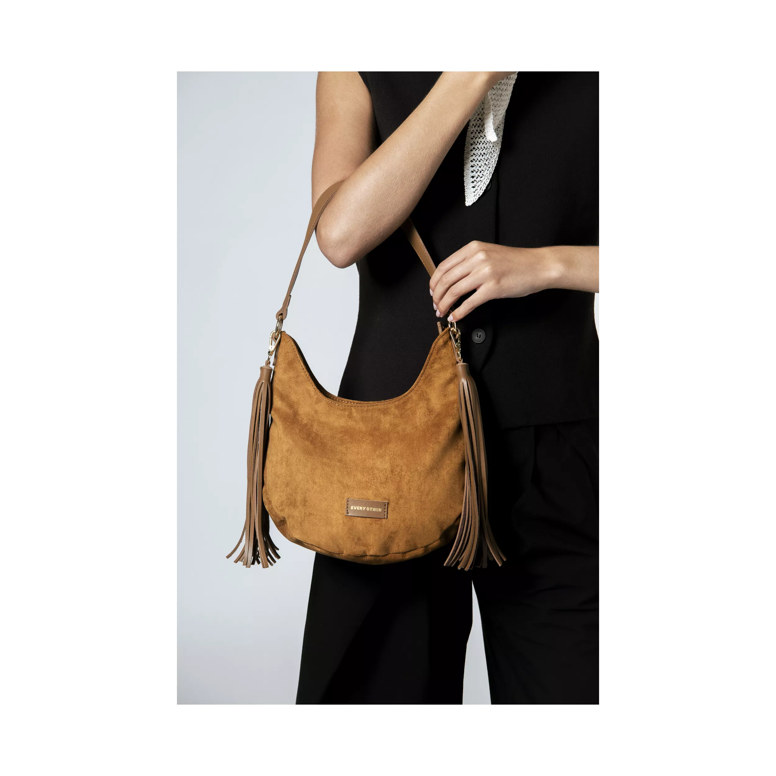 model-(12118-tan-front)-1