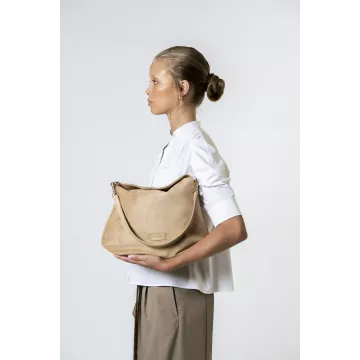 model-(12115-sand-front)-1