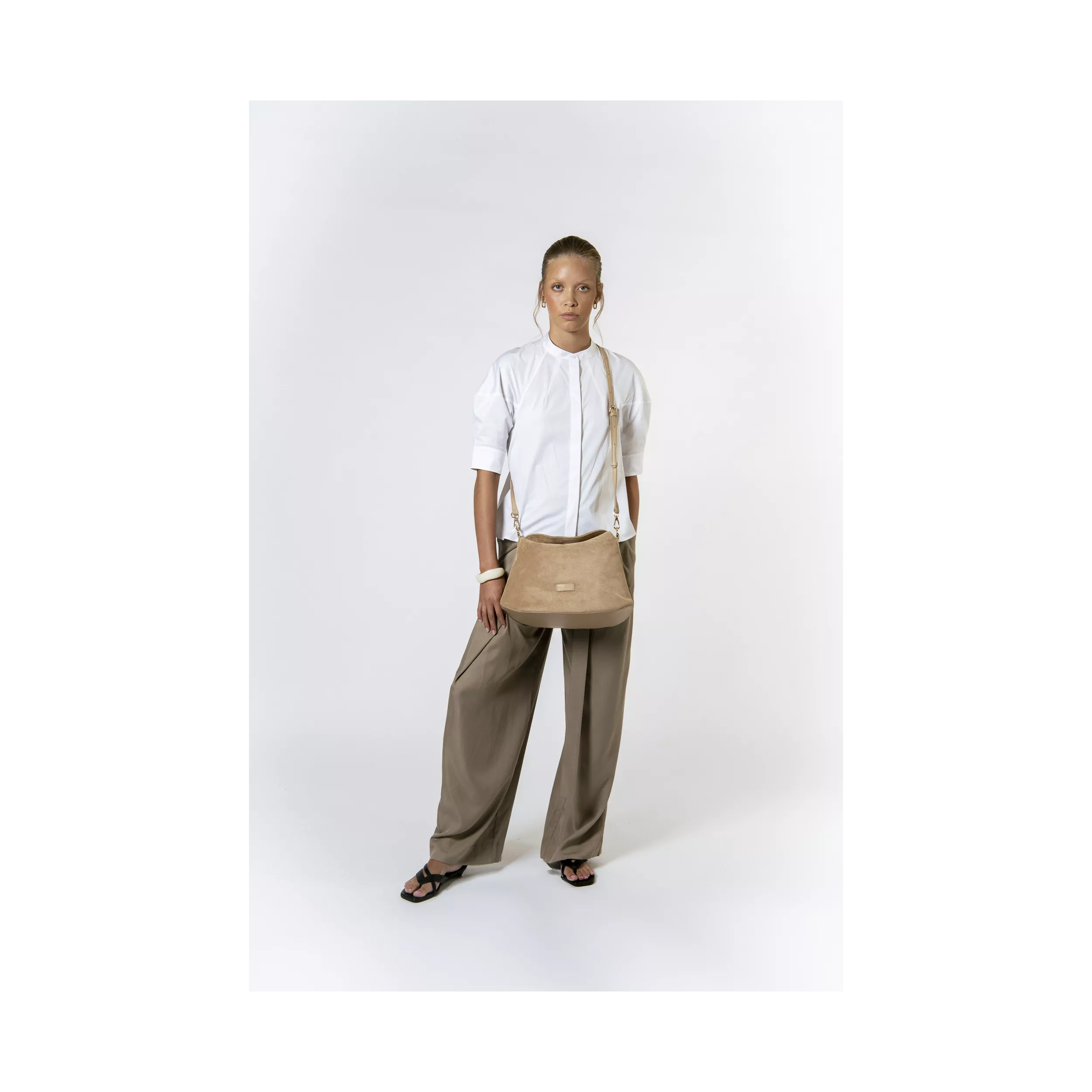 model-(12115-sand-front)-2