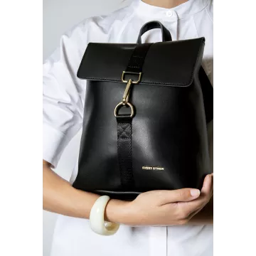 model-(12113-black-front)