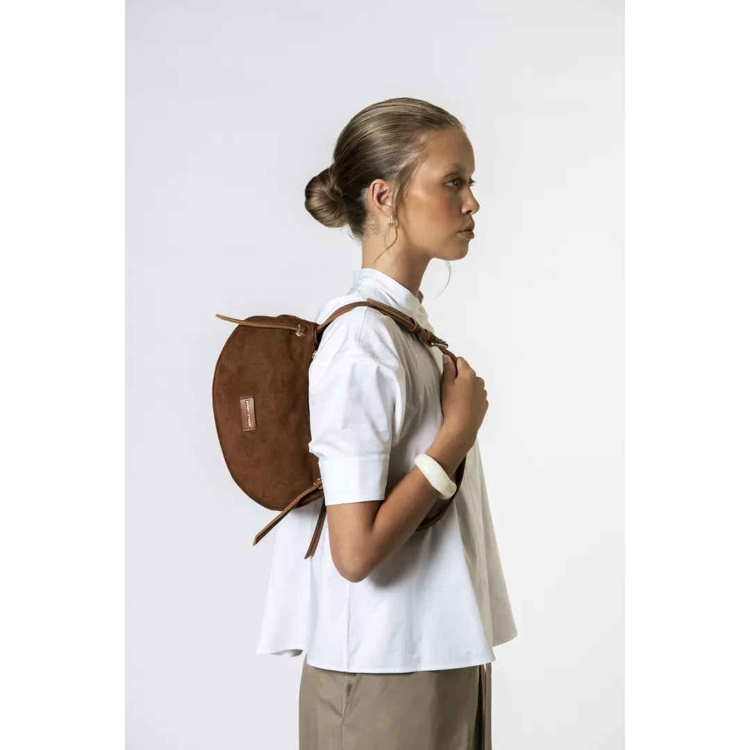 model-(12073-brown-front)-1