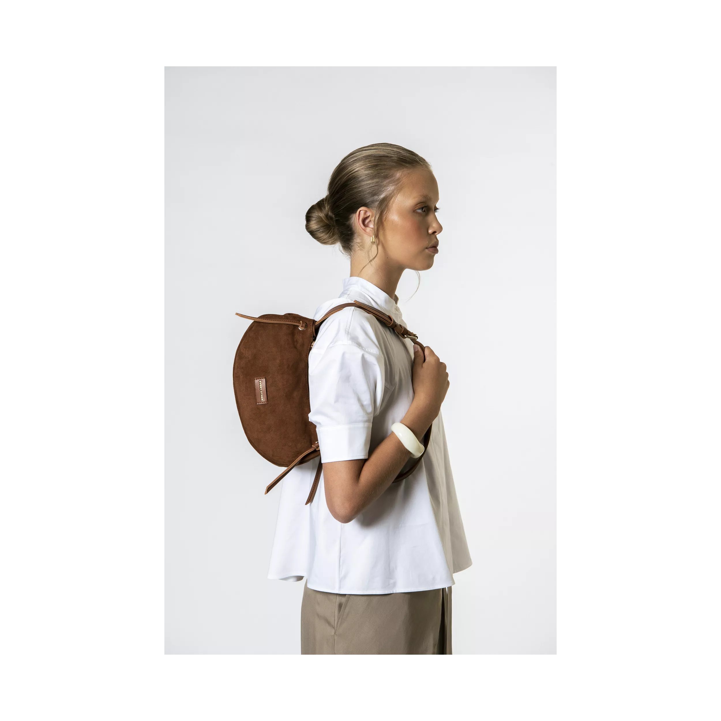 model-(12073-brown-front)-1