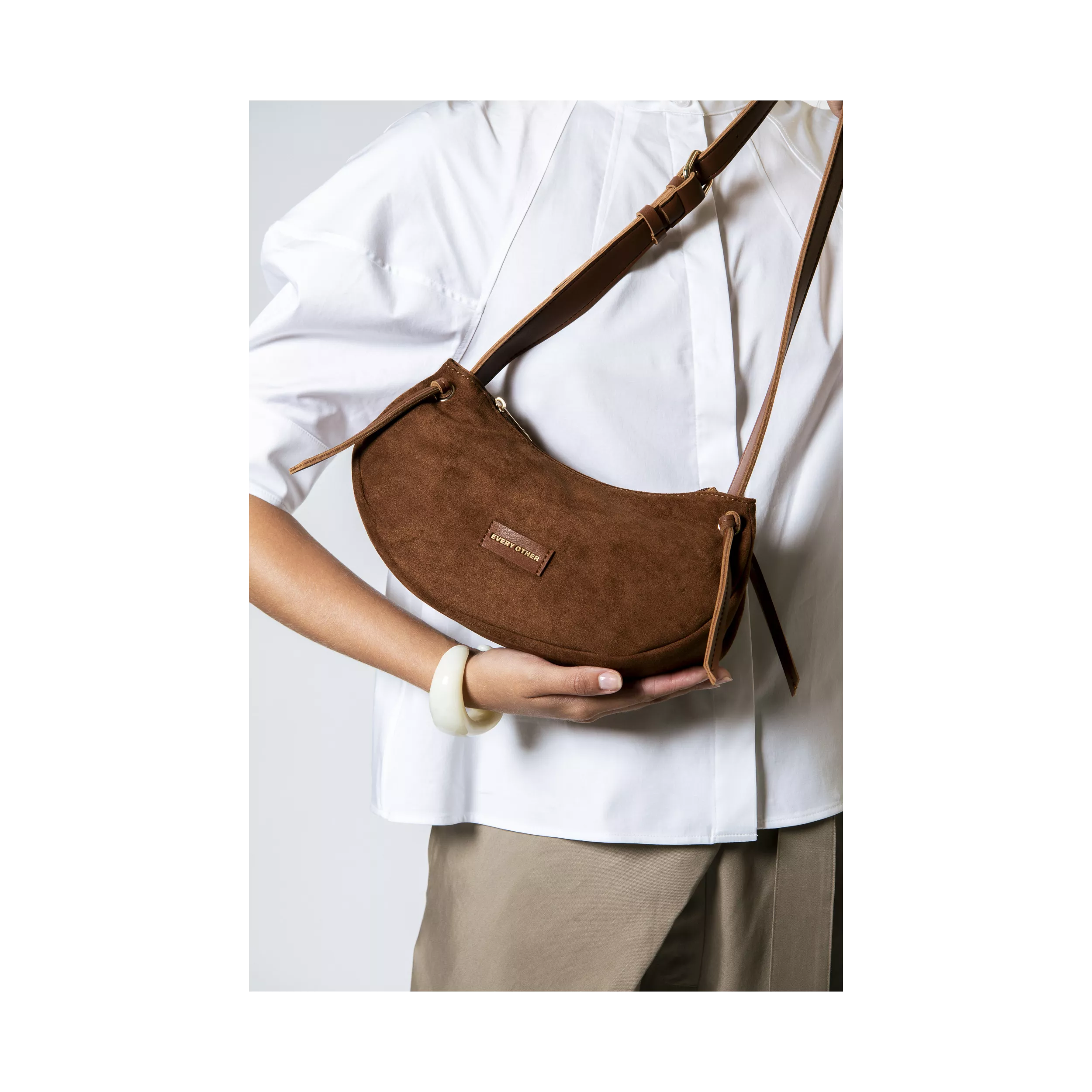 model-(12073-brown-front)-2