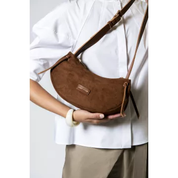 model-(12073-brown-front)-2