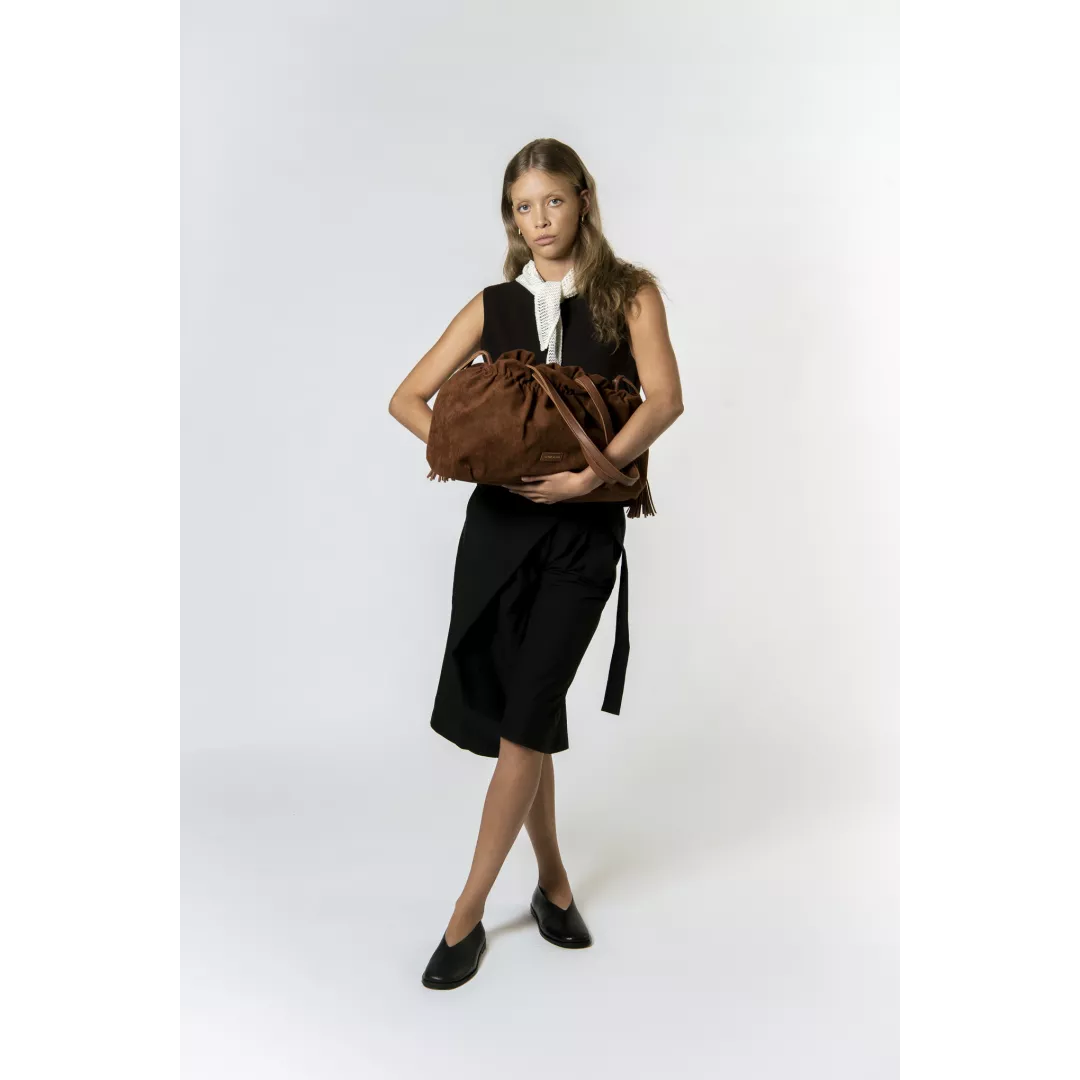 model-(12117-brown-front)-2