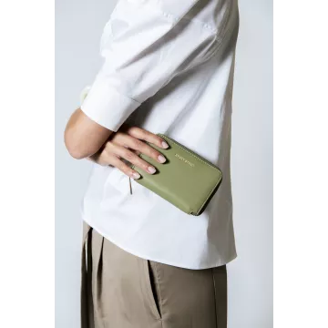 model-(12140-olive-front)