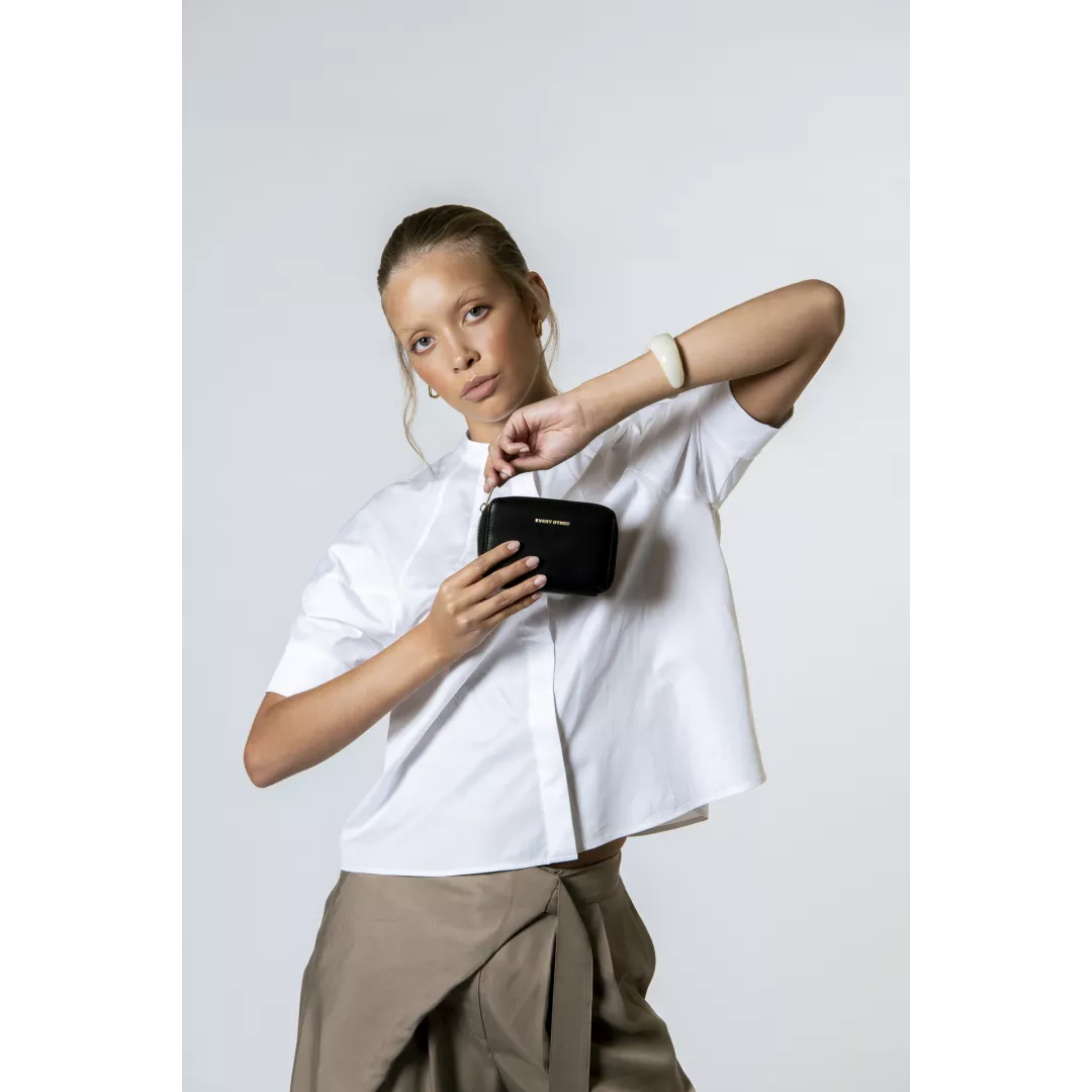 model-(12140-black-front)