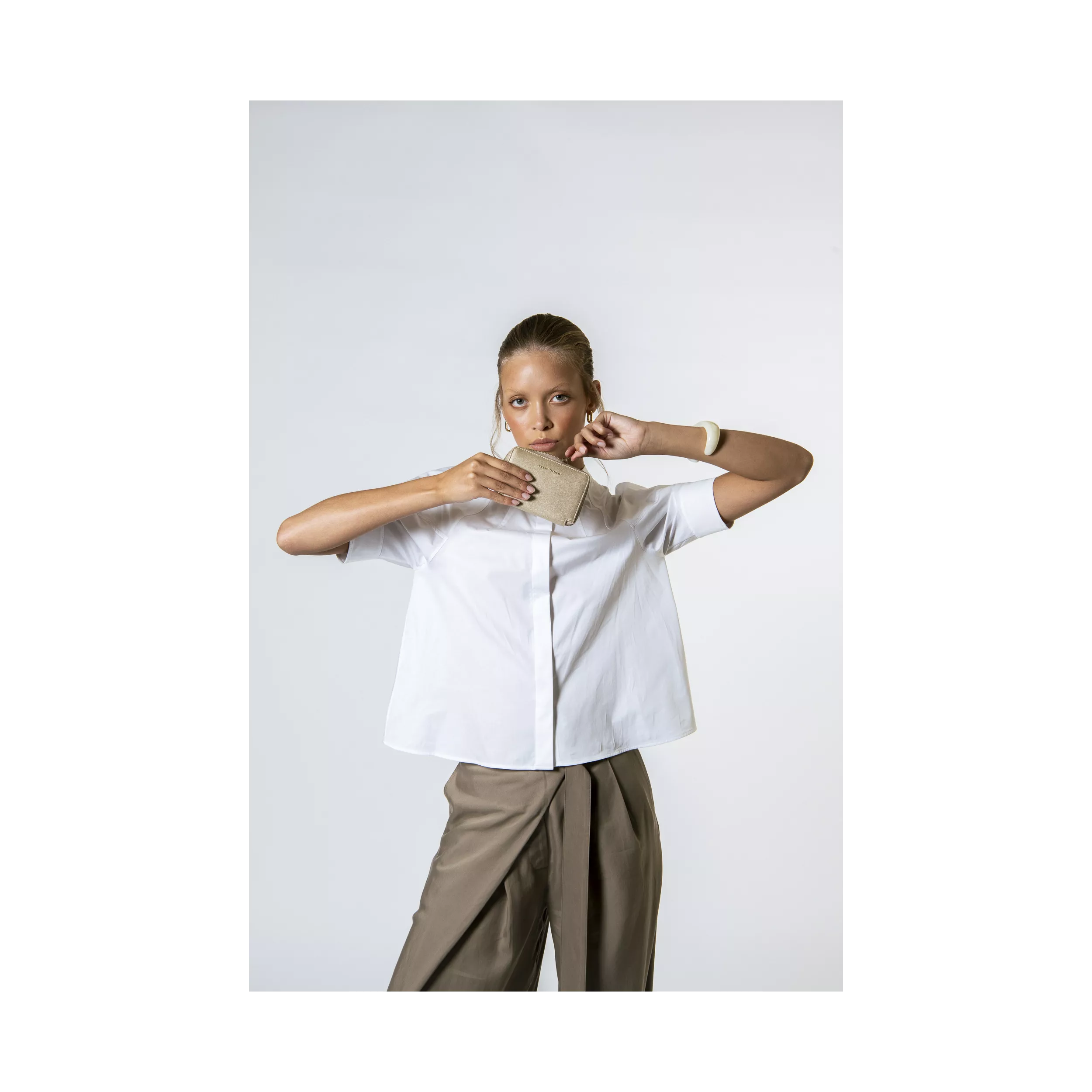 model-(12140-gold-front)