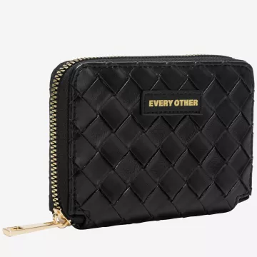 12202-black-side