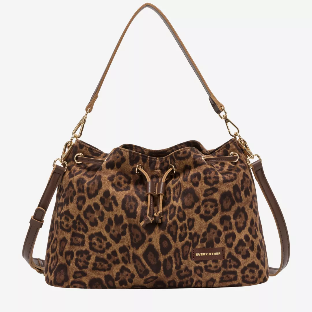 12195-leopard-front-1