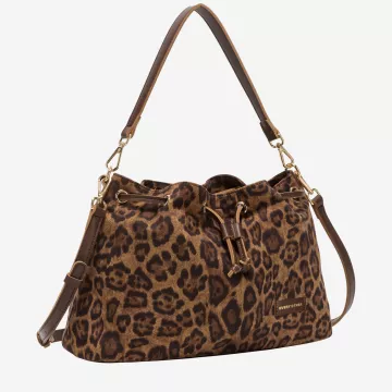 12195-leopard-side