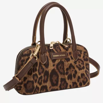 12192-leopard-side