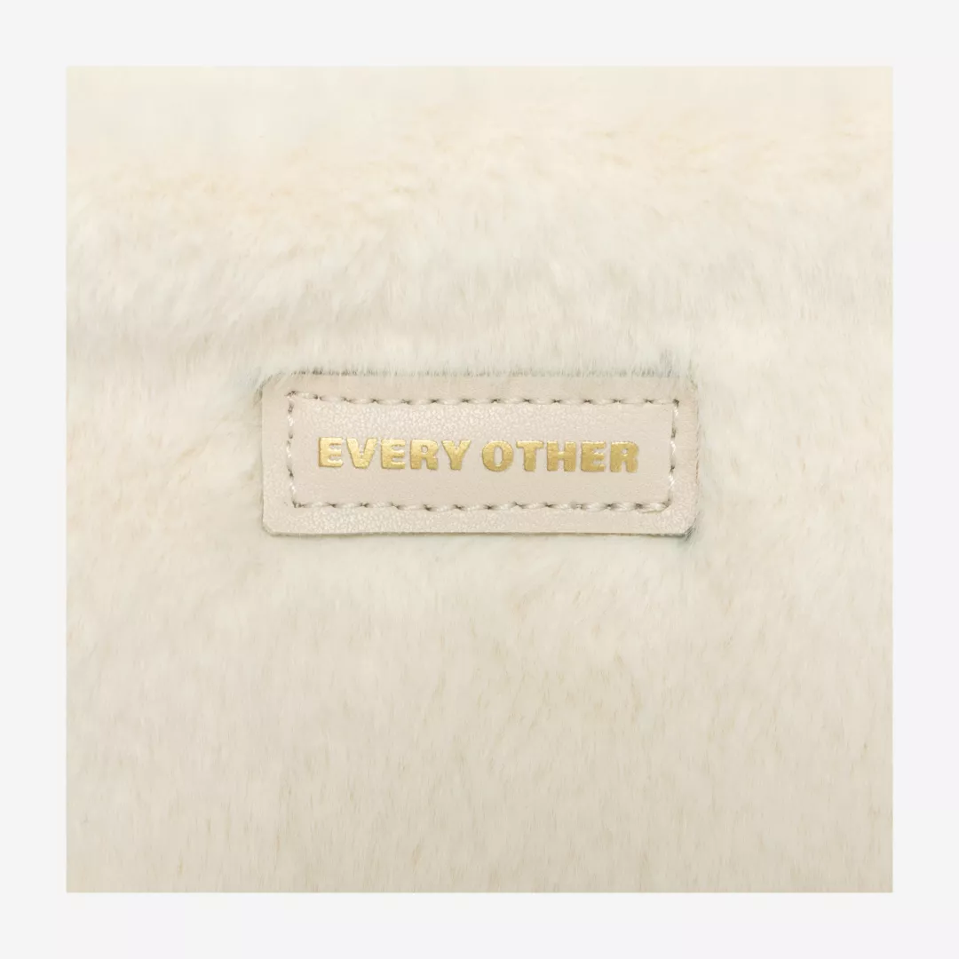 12186-offwhite-detail