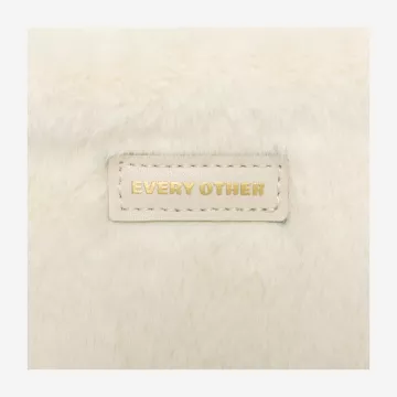 12186-offwhite-detail