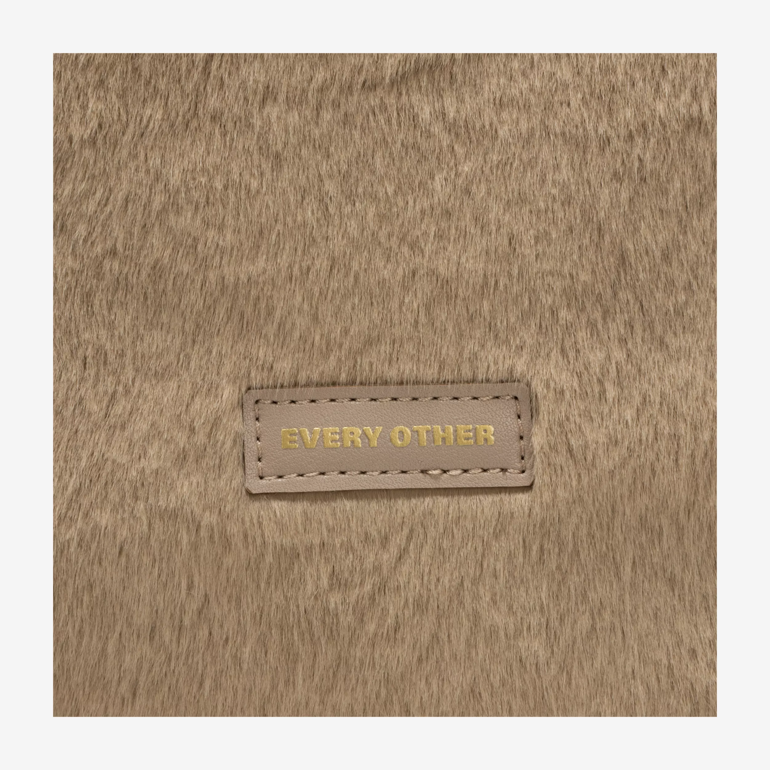 12185-taupe-detail