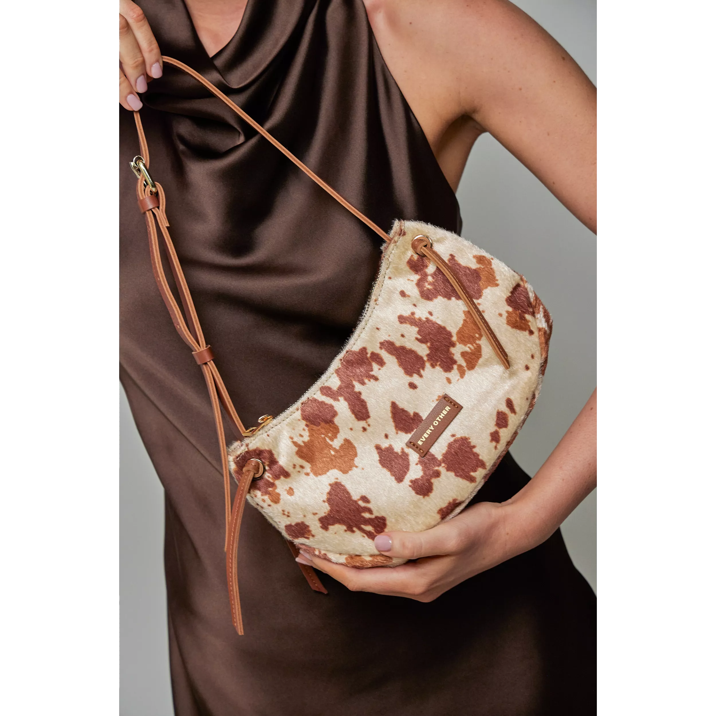 model-(12183-brown-front)-2