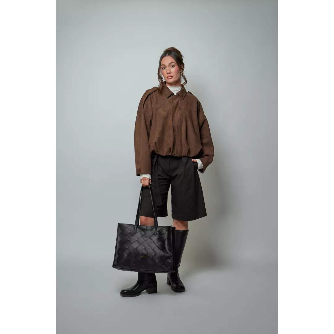model-(12181-black-front)