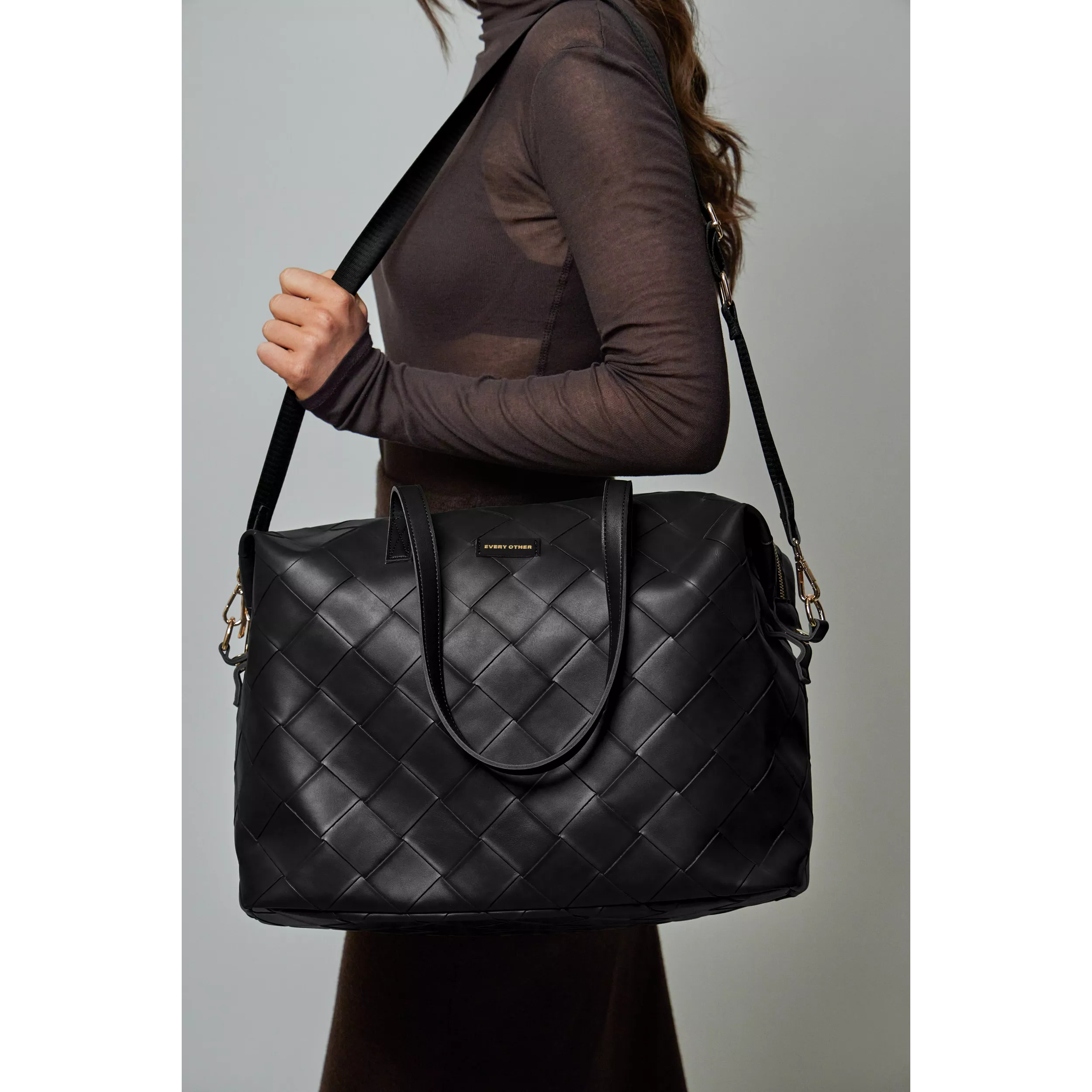 model-(12180-black-with_strap)