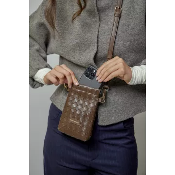 model-(12177-brown-front)-1