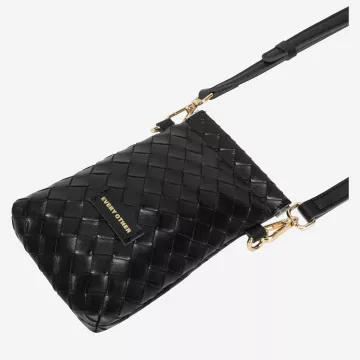 12177-black-detail