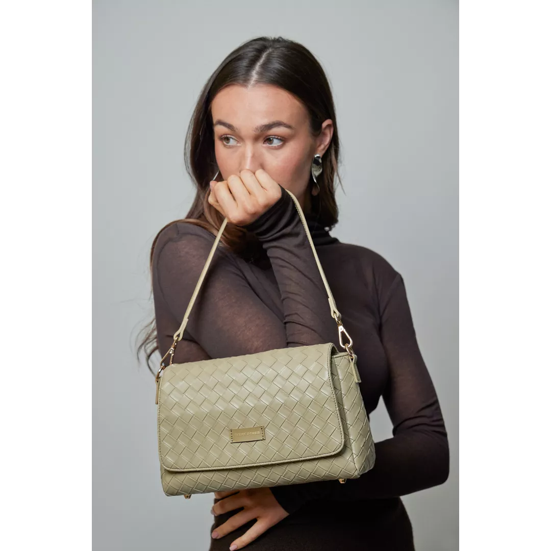 model-(12176-sage-front)