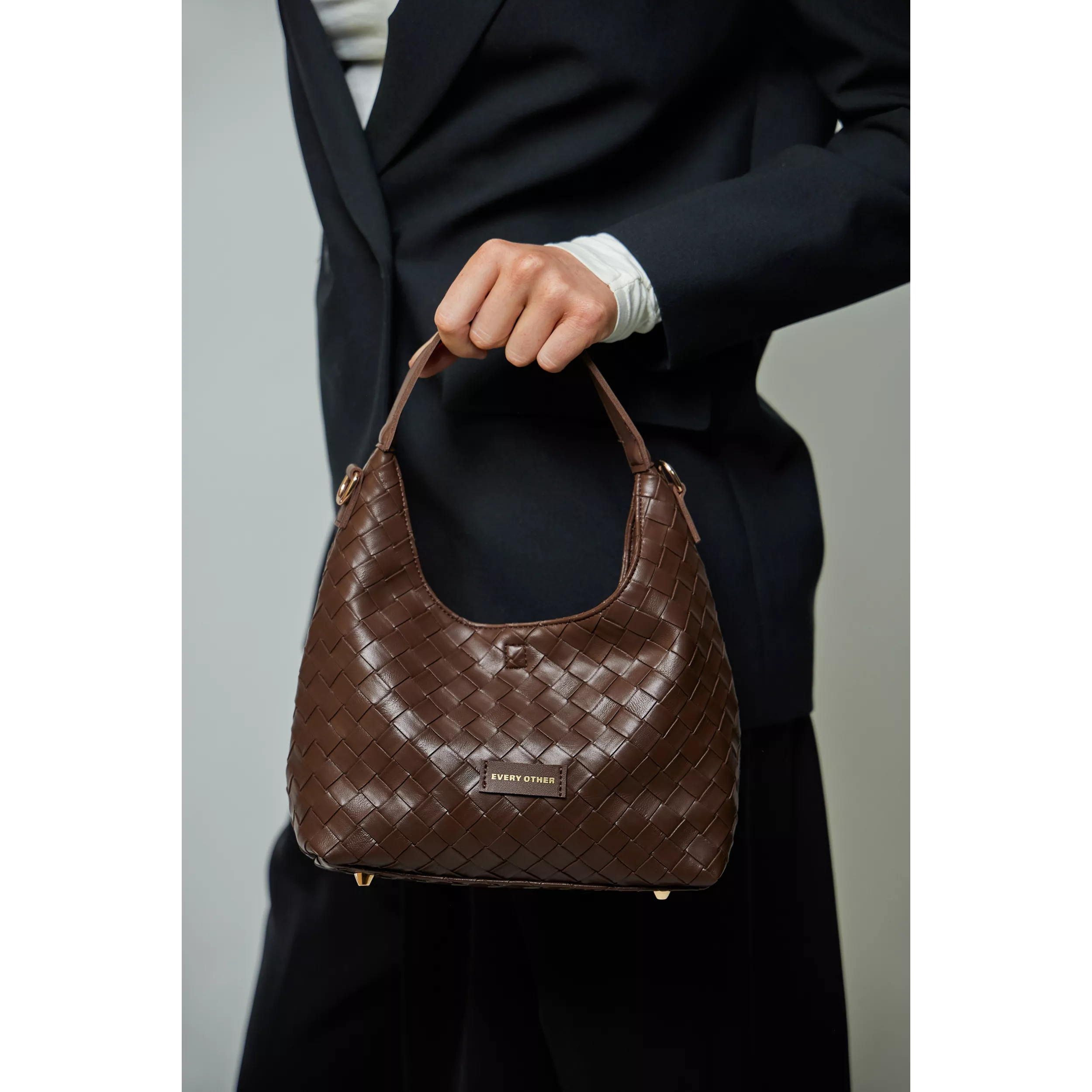 model-(12175-brown-front)