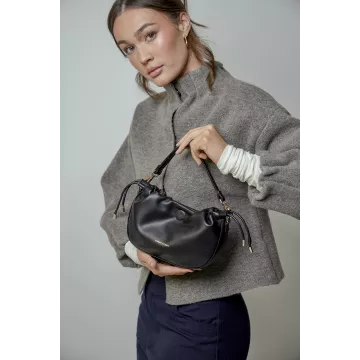 model-(12172-black-front)-1