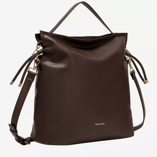 12170-black-front Model