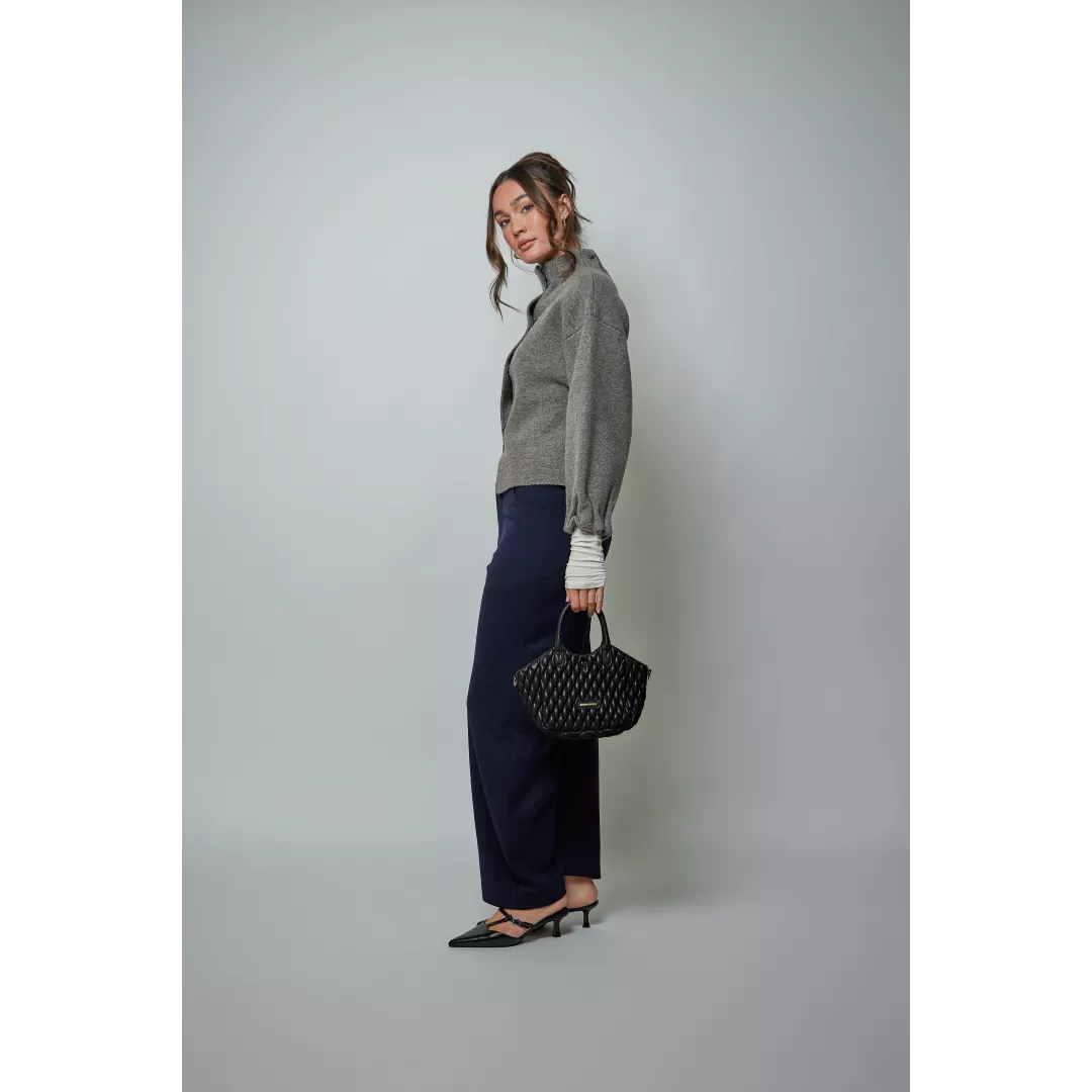 model-(12168-black-front)