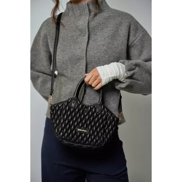 model-(12168-black-front)-2