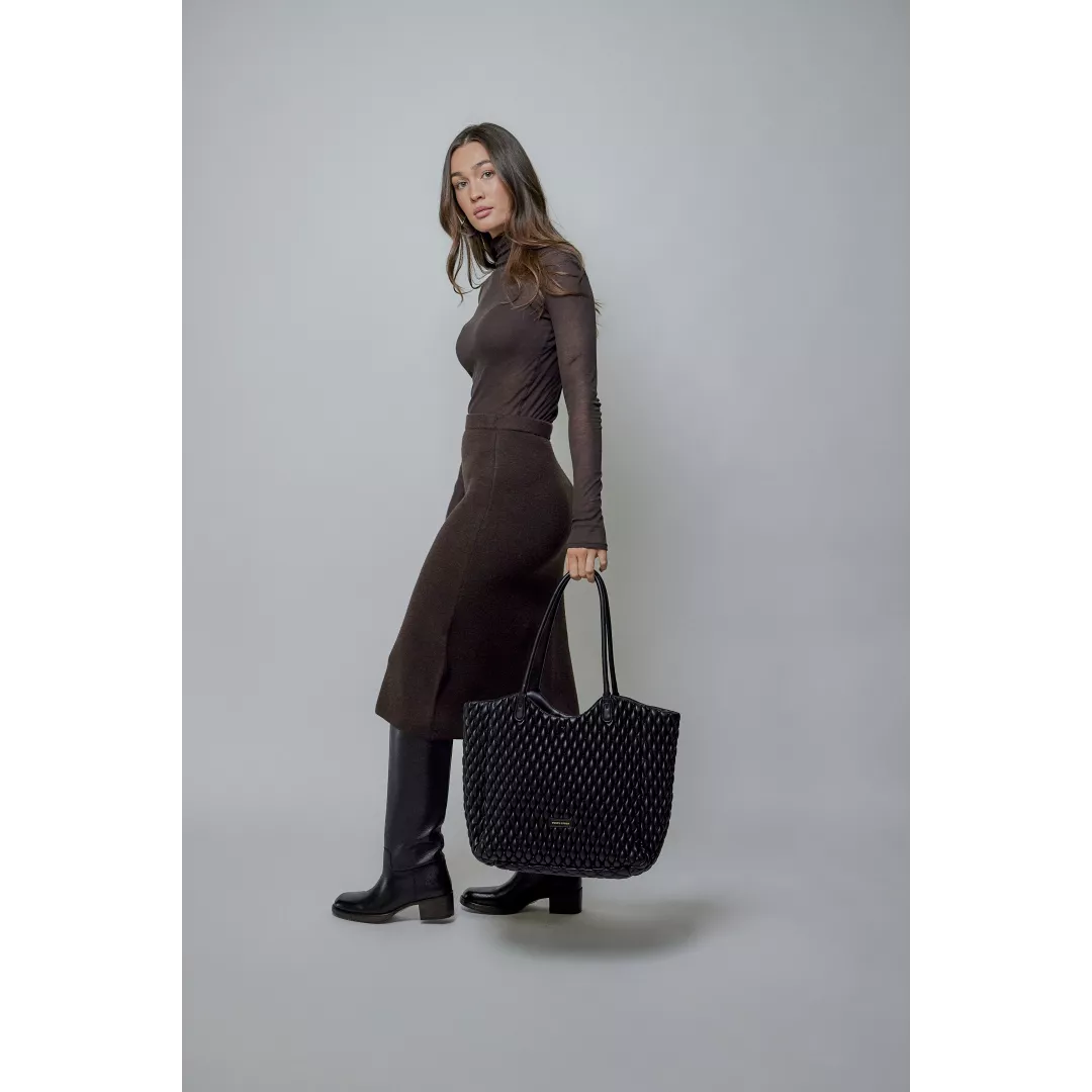 model-(12167-black-front)