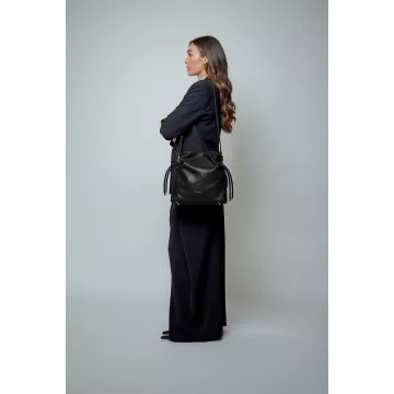 model-(12171-black-with_strap)