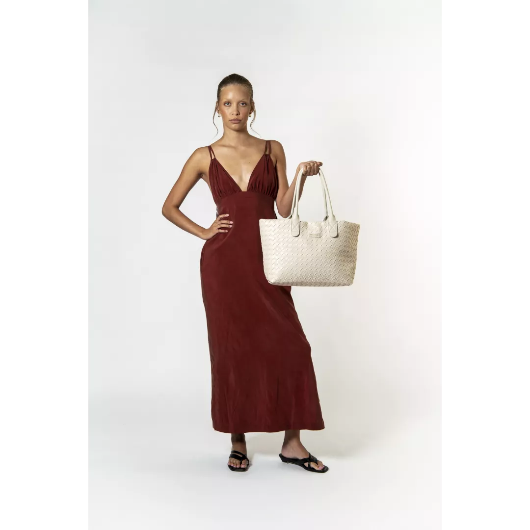 model-(12105-offwhite-front)-1