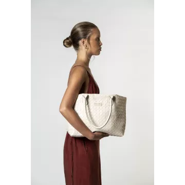 model-(12105-offwhite-front)-2