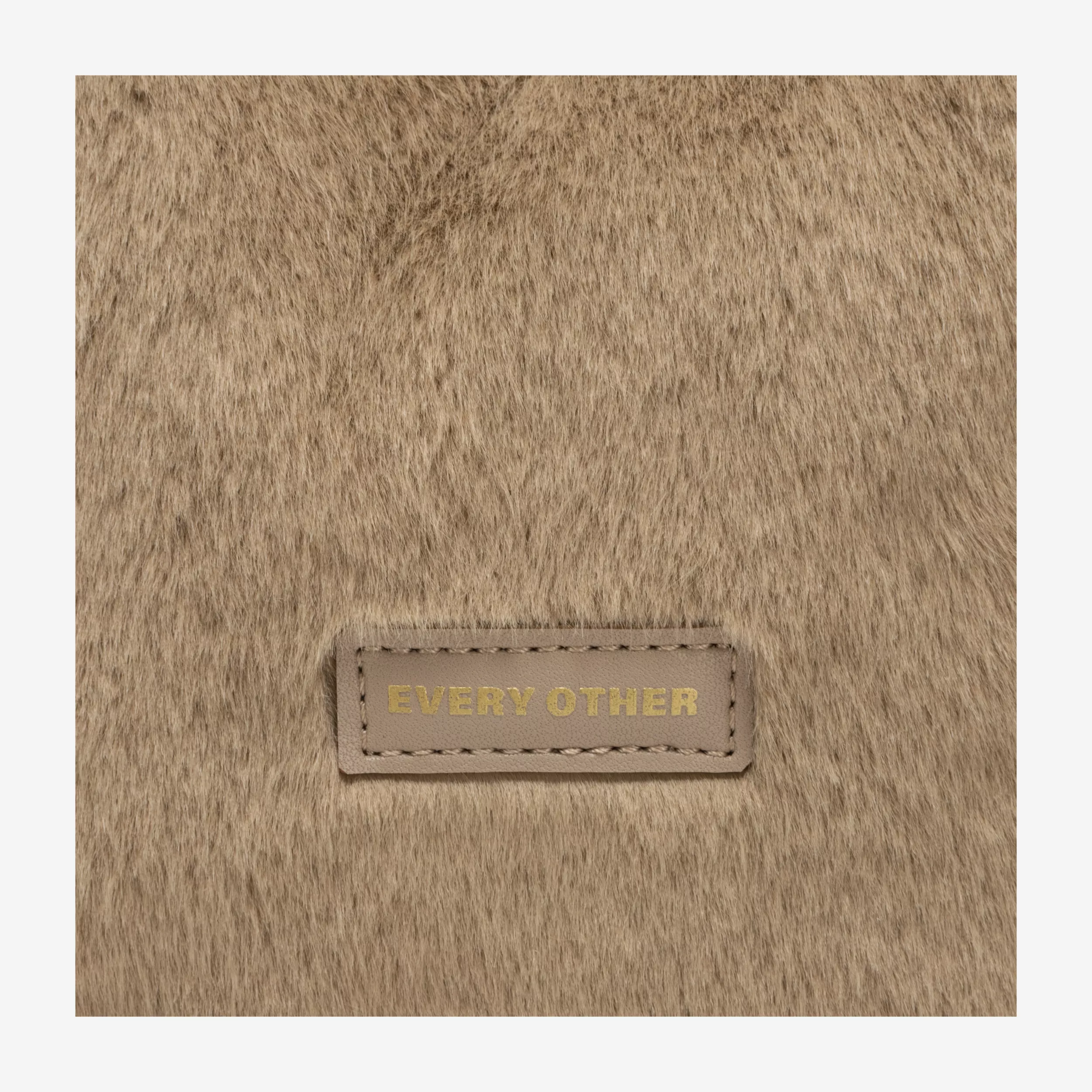 12080-taupe-detail-1